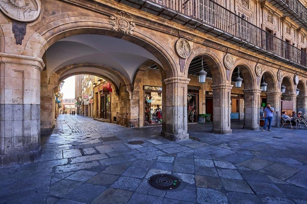 3 Plaza Mayor -prior 5 - At By Victoria